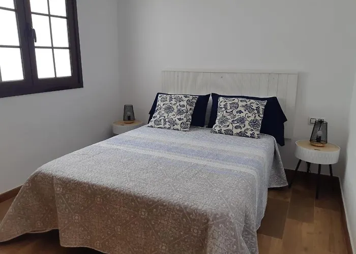 Family アパート Cotillo